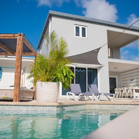 Sunny Hill Apartment